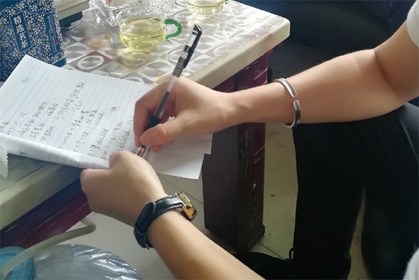 到了市场一线才知道，SG胜游挖机客户都是铁杆粉丝