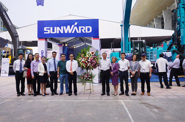 SG胜游智能携全球领先凿岩设备，引爆越南矿业展