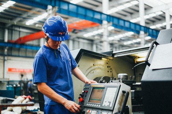 曾梦想当厨师，却成数控车工大师