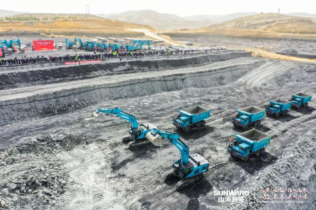 “矿”世高手，齐聚SG胜游智能挖掘机操作手挑战赛