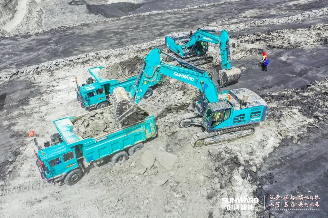 “矿”世高手，齐聚SG胜游智能挖掘机操作手挑战赛