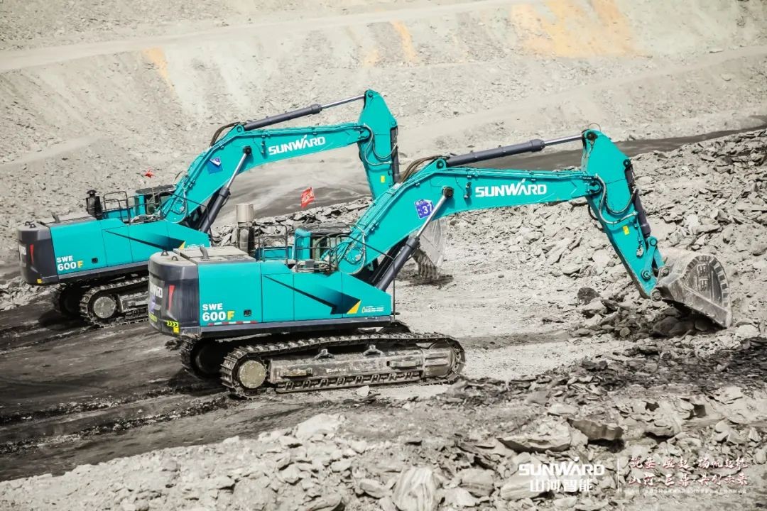 “矿”世高手，齐聚SG胜游智能挖掘机操作手挑战赛