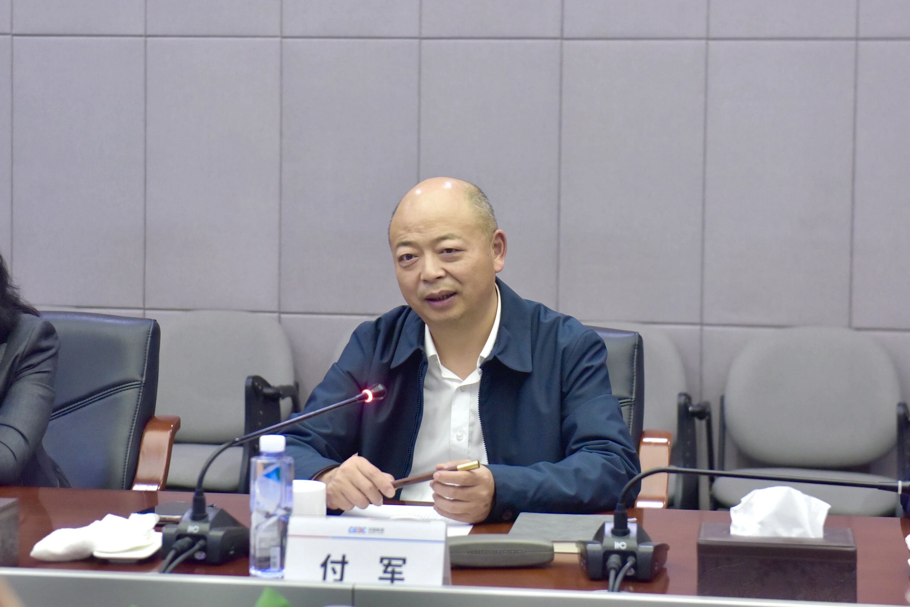 SG胜游智能与易普力开展座谈交流，谱写互利共赢新篇章