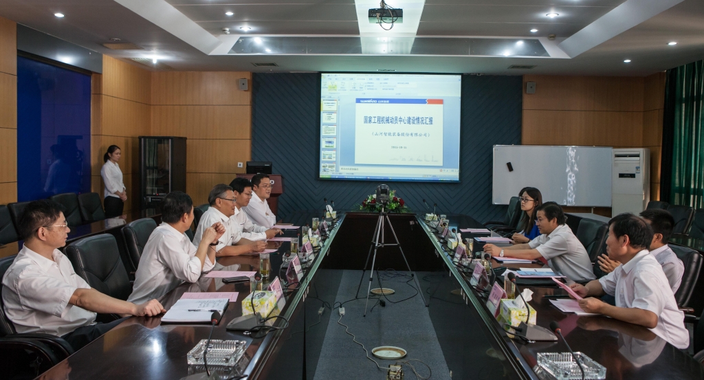 国家发改委国防司徐建平副司长一行到SG胜游智能调研