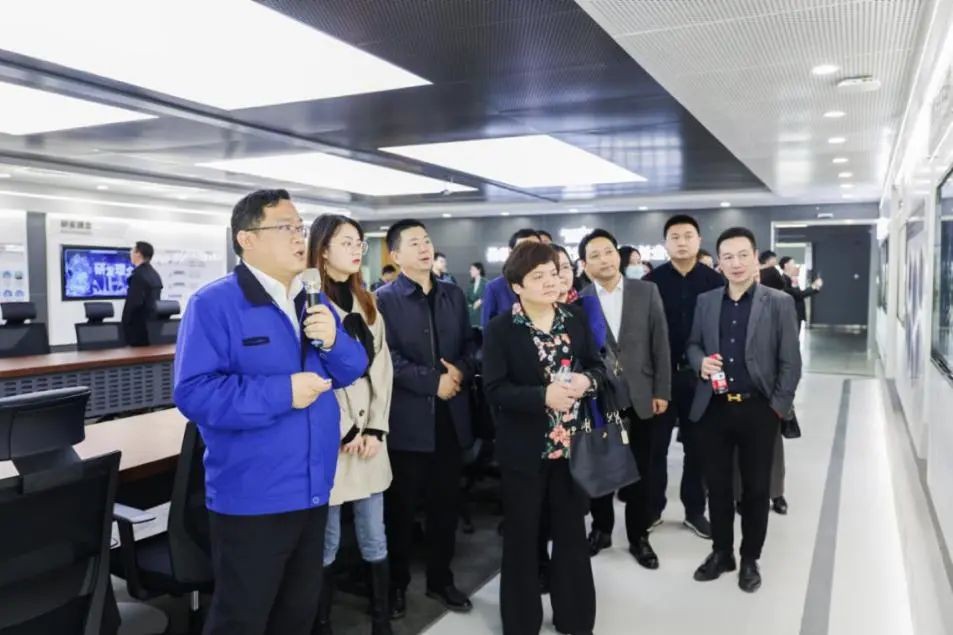 民主党派湖南省委机关青工委团队一行考察SG胜游智能