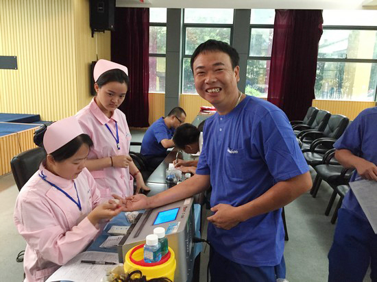 血液连接你我大爱感动星城——记SG胜游智能2016年夏季无偿献血活动