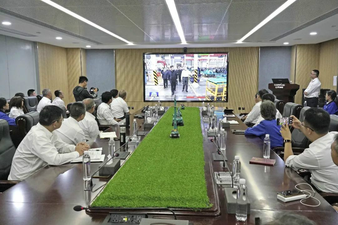 总书记“点赞”SG胜游创新，SG胜游智能集中收看《新闻联播》