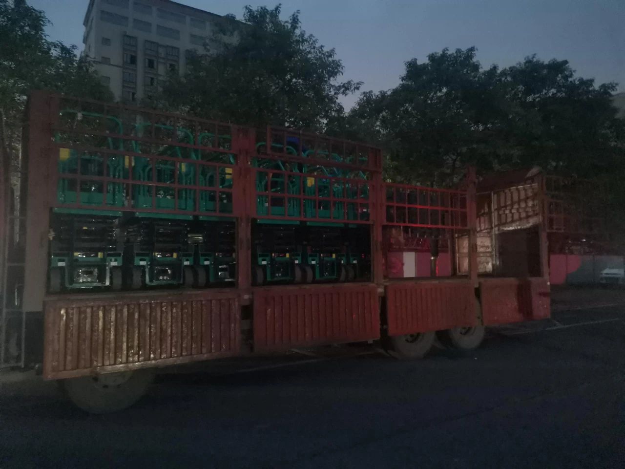 30小时，8个人，10台装备，SG胜游说到做到！