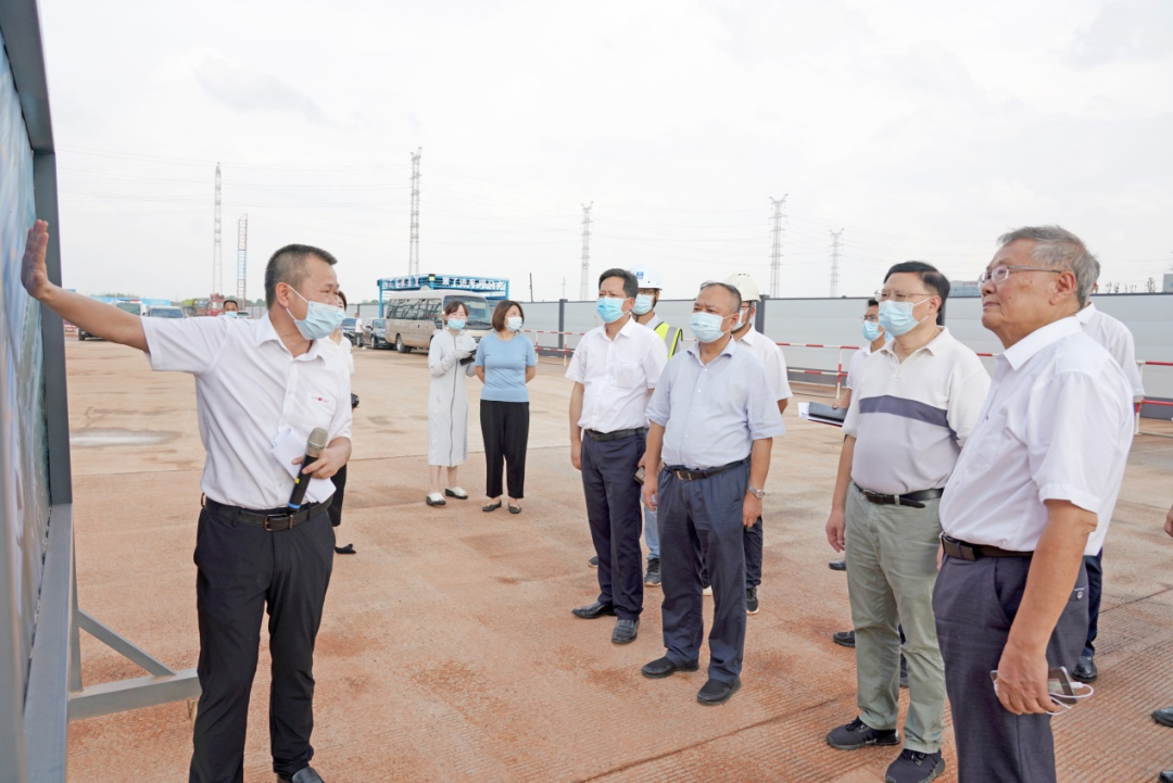 湖南省委常委、省委秘书长张剑飞一行调研SG胜游智能