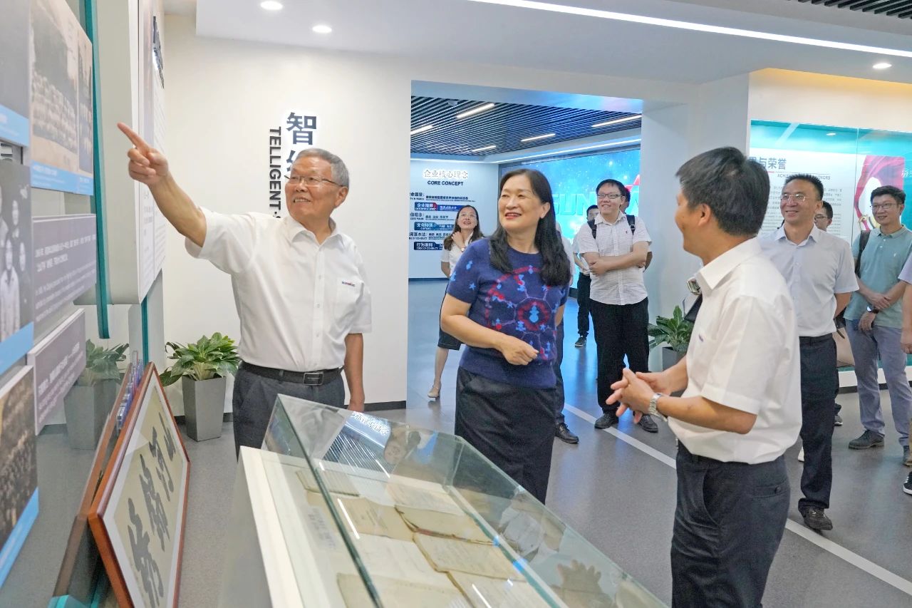 为创新创业精神点赞！中国工程院院士陈晓红一行到访SG胜游智能