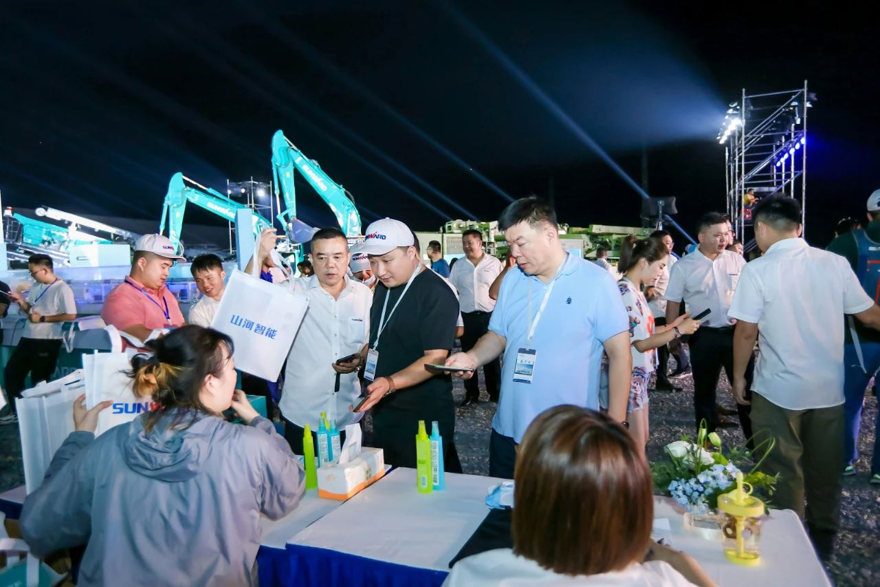 逛展超热闹！SG胜游智能成果展示会高能名场面来袭