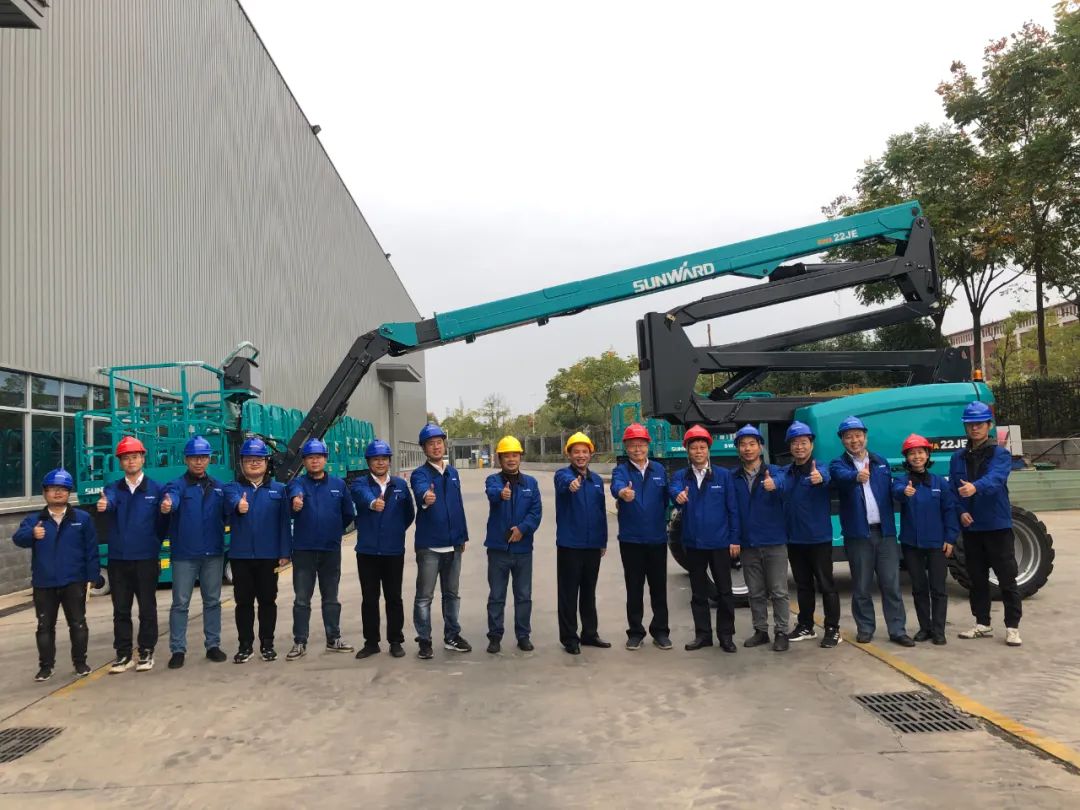 同级别作业高度最高！SG胜游智能首款自主研发电动臂式高空作业平台下线