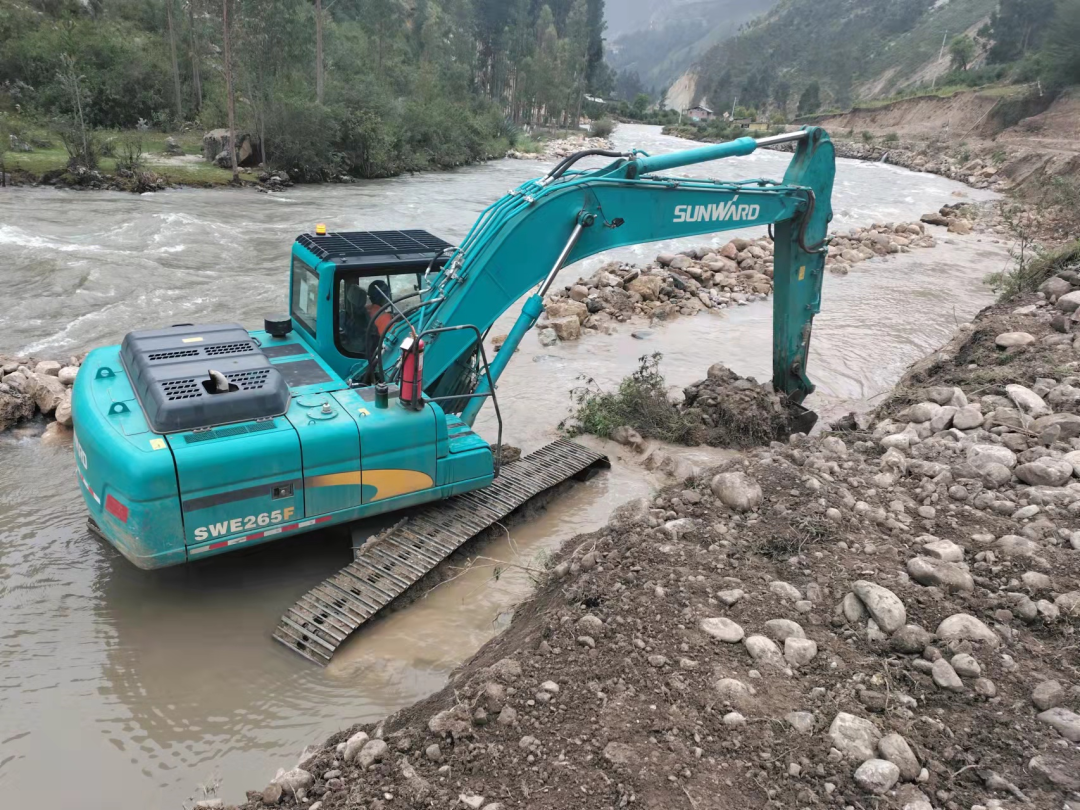 挑战世界第二高山脉！SG胜游智能装备助力秘鲁安第斯国家公路项目建设