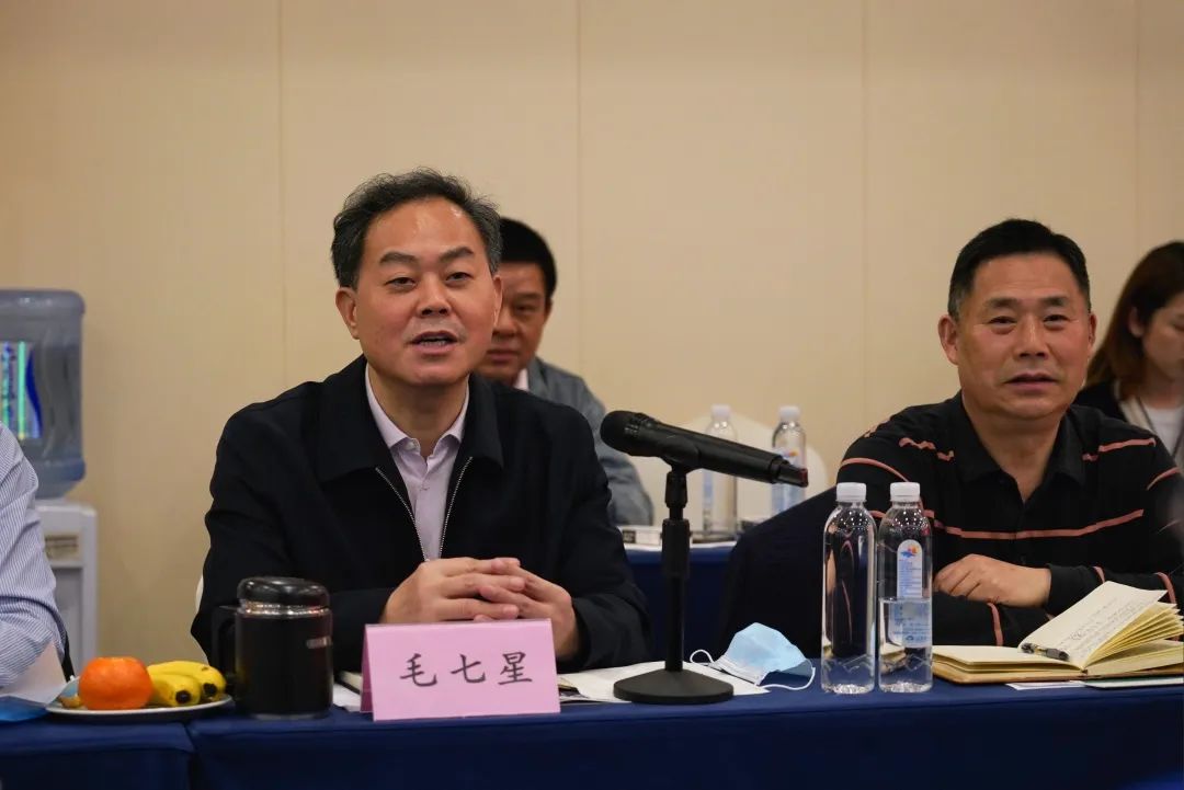 抱团出海，携手共赢！何清华带队赴湖南异地商会联合会拜访交流