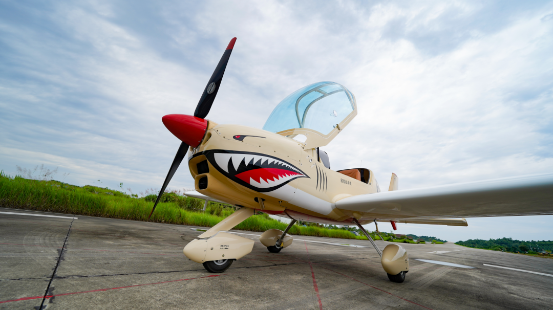 图集 | 阿若拉穿“鲨”衣，还有更多套装为天空添彩！