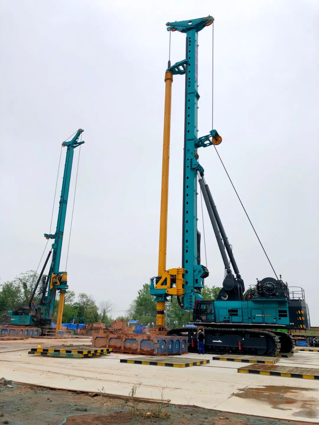 “创造施工奇迹！”他们和SG胜游智能“超级桩备”一起助建燕矶长江大桥