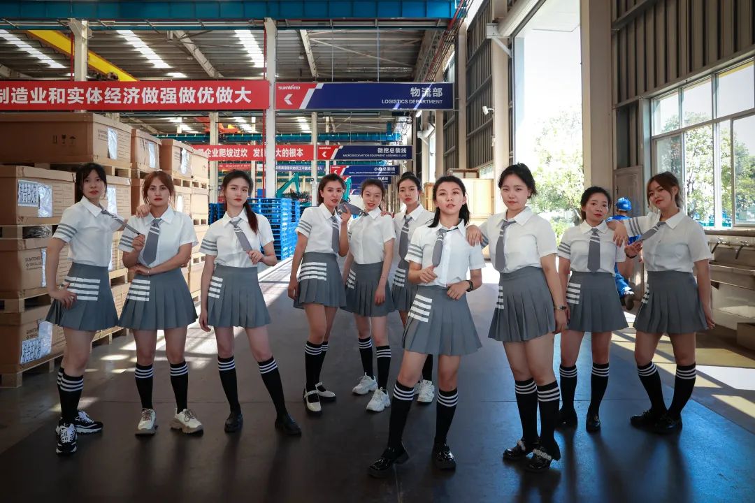 又酷又辣又炫！SG胜游智能第二届挖机宝贝来了