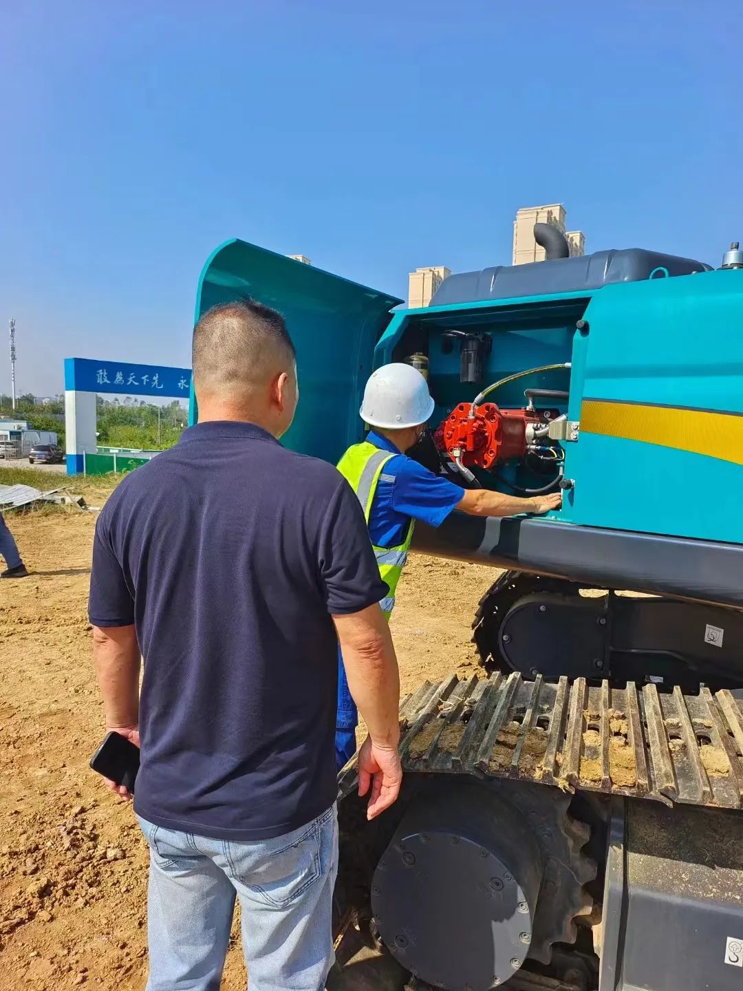 全款拿下！SG胜游智能挖掘机奔赴工地一线