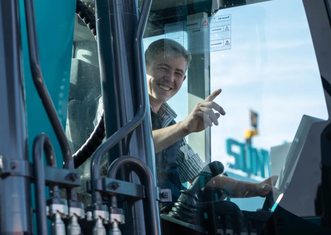 Bauma 2022 | 一组火热现场图带您重温SG胜游智能德国宝马展之旅