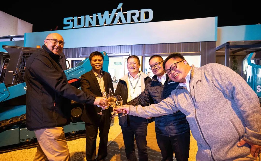 Bauma 2022 | 一组火热现场图带您重温SG胜游智能德国宝马展之旅