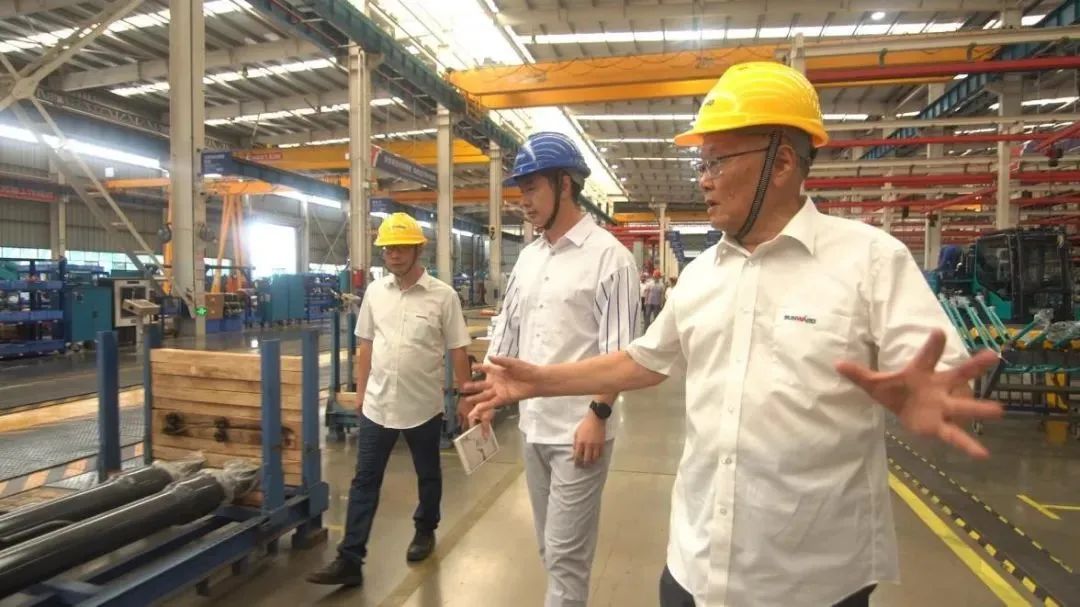 央广经济之声《追梦路上》｜何清华：不抄作业 坚持“先导式创新”