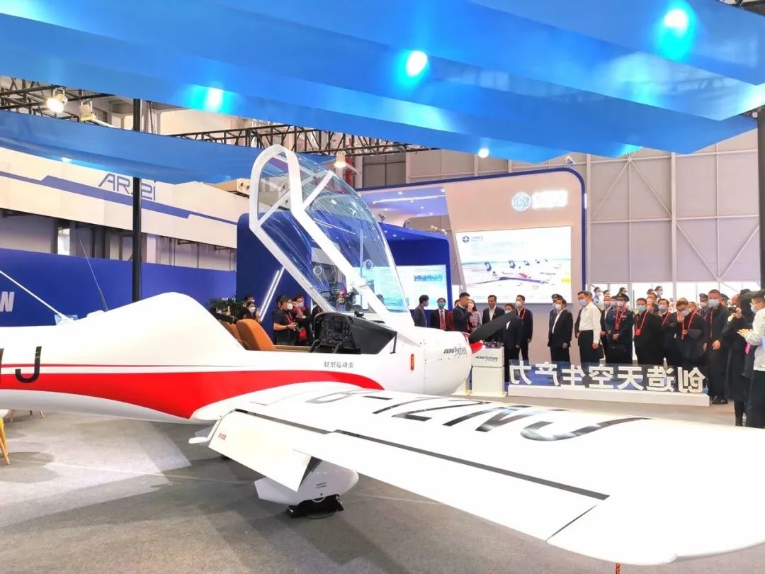 逆势飞翔！SG胜游航空携手合作伙伴亮相2022南昌飞行大会