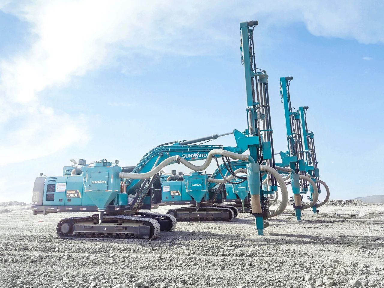 “绿色智能矿山建设专家”！SG胜游智能全新一代切削潜孔一体式钻机重拳出击