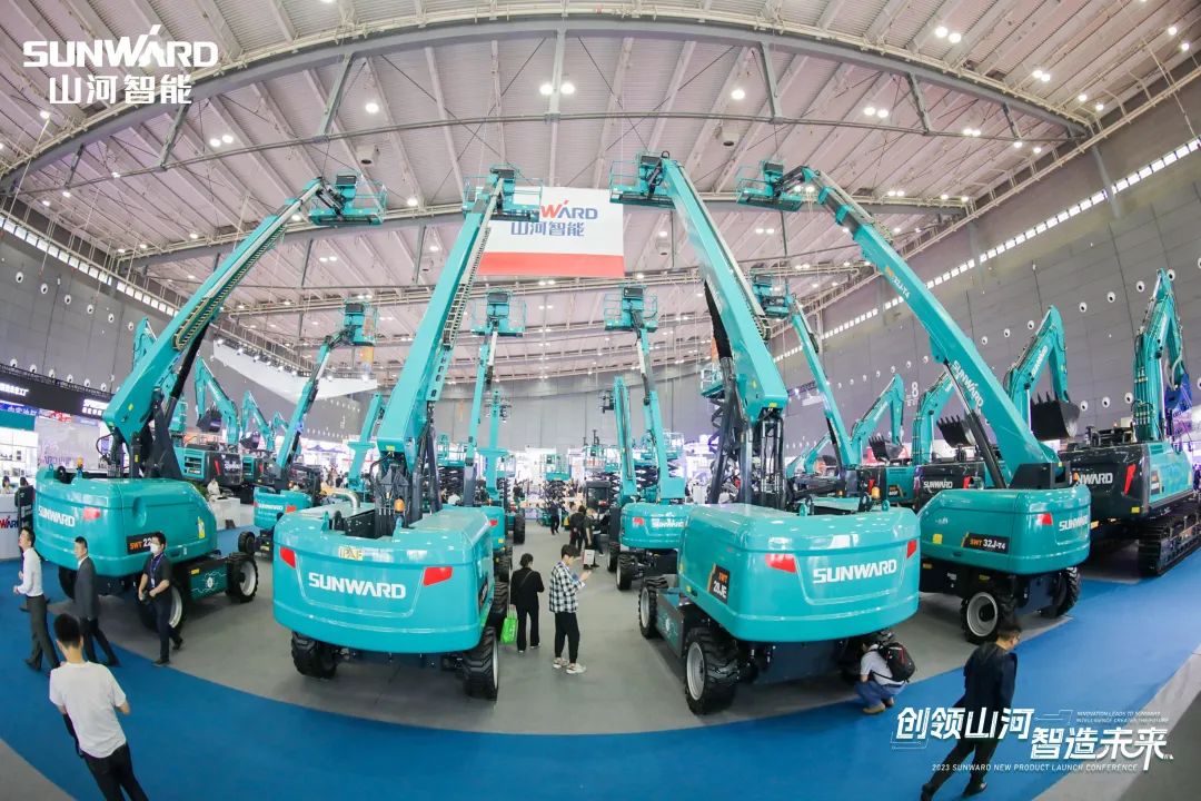 聚焦电动化、智能化！SG胜游智能全系列高空机械产品亮相长沙展