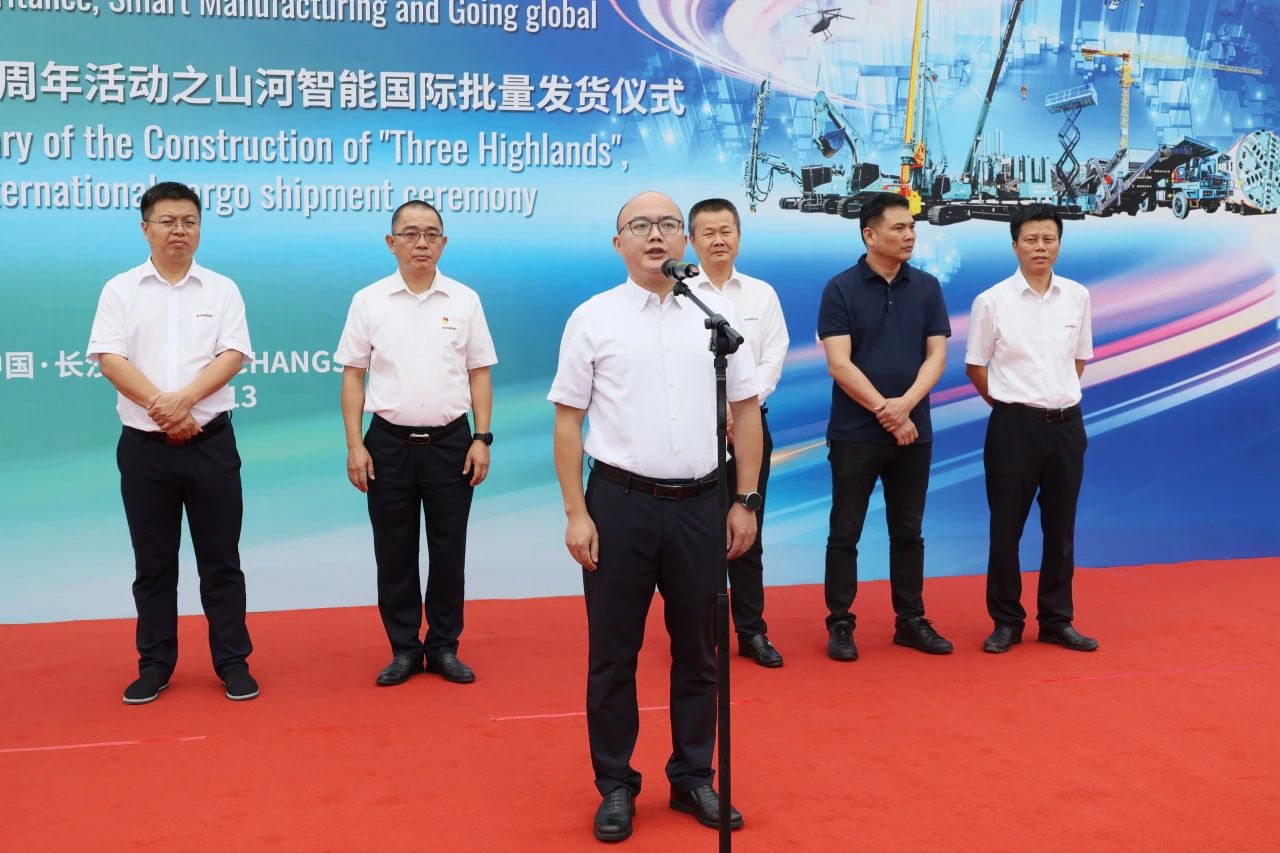 持续进军国际市。G胜游智能近百台设备集中发货