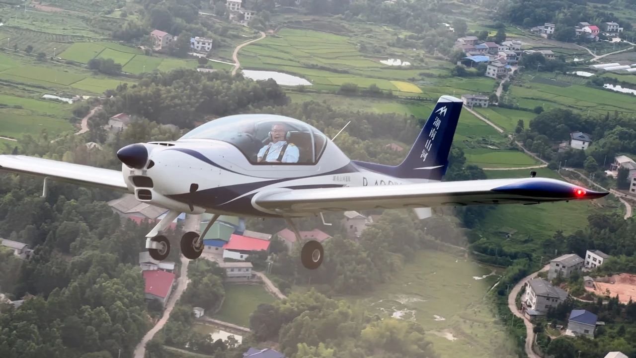 二十载磨砺，“阿若拉”飞机累计飞行时间突破11万小时！