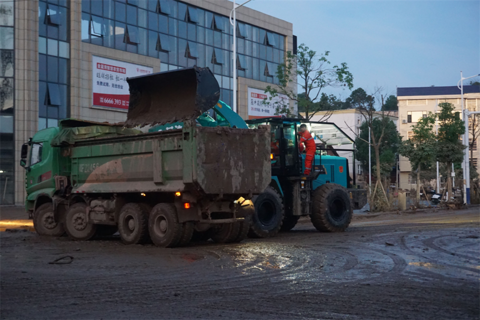 驰援湖南平江抗洪抢险，共克时艰显担当