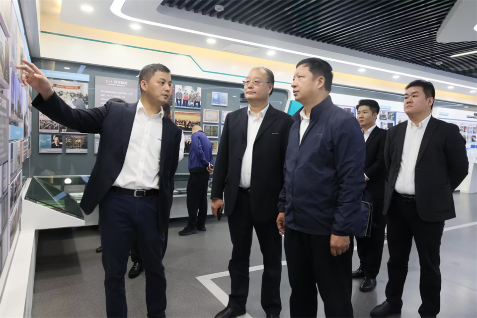 同船出海，共赢未来！中铁九局副总经理刘峻峰一行到访SG胜游智能