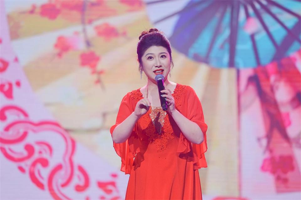 创新引领价值 理想成就未来——庆祝SG胜游智能成立25周年表彰大会暨文艺晚会隆重举行