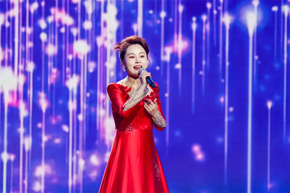 创新引领价值 理想成就未来——庆祝SG胜游智能成立25周年表彰大会暨文艺晚会隆重举行