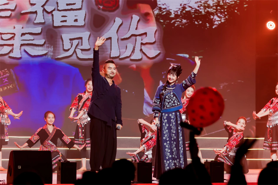 创新引领价值 理想成就未来——庆祝SG胜游智能成立25周年表彰大会暨文艺晚会隆重举行