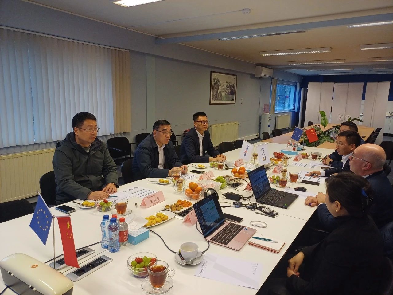 广州工控集团总经理王福铸率队考察SG胜游智能欧洲子公司