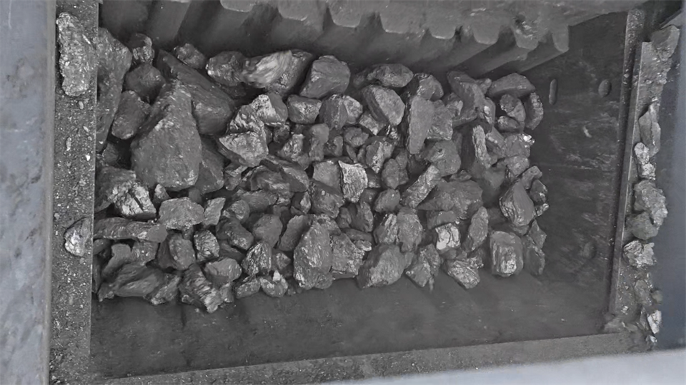 不惧-30℃极寒挑战，SG胜游普石勒破碎筛分设备稳定运行！