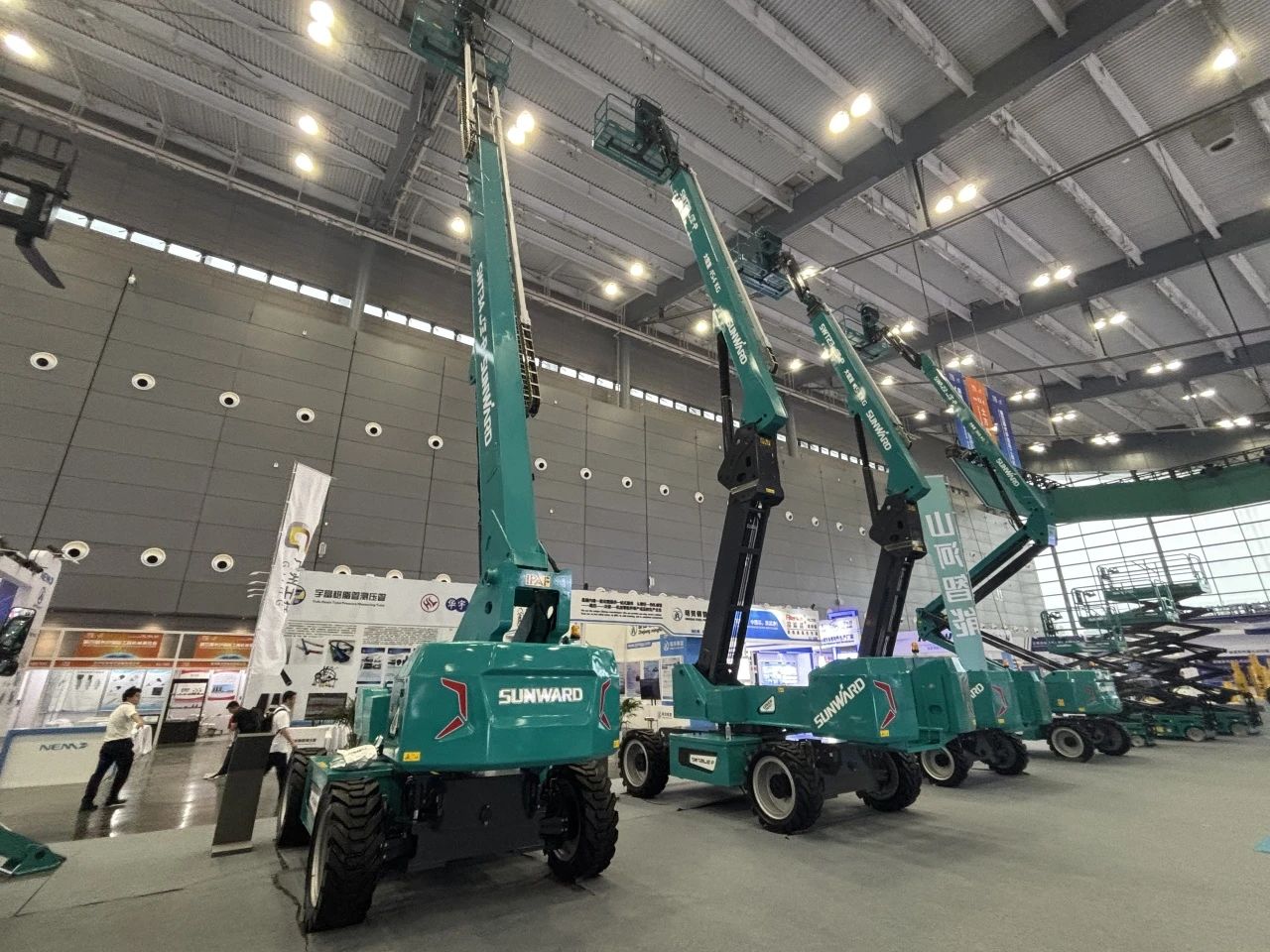 2025 CICEE | SG胜游智能SWT34JE-P电动直臂式高空作业平台重磅发布！