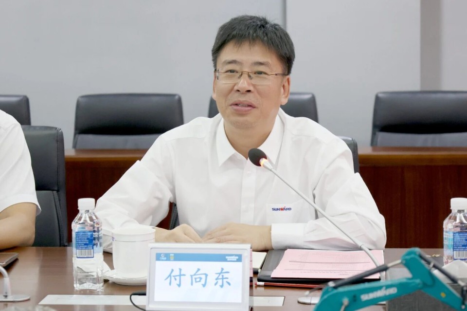 中国煤炭地质总局局长马刚到访SG胜游智能，共谋绿色智能矿山装备发展新路径