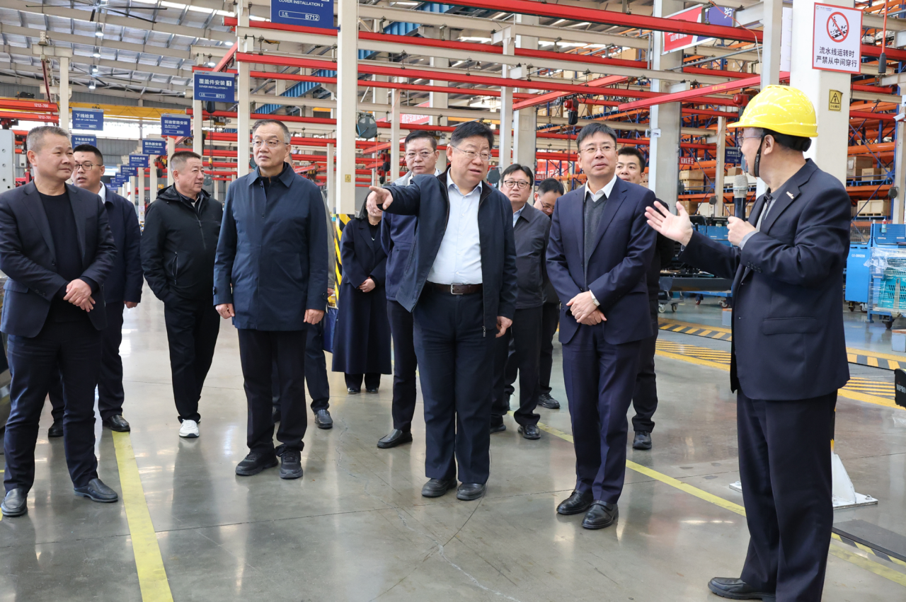 新矿投资集团党委书记、董事长王漠到访SG胜游智能